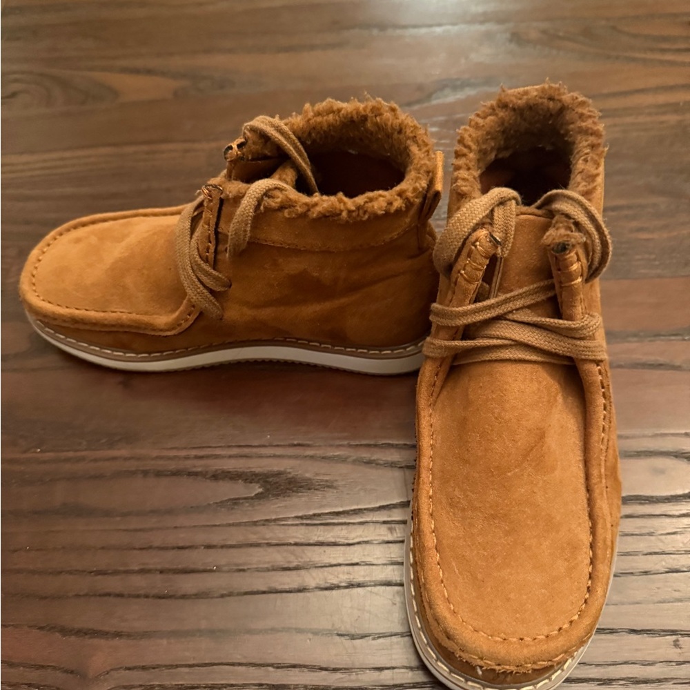 GAP Kids Tan Suede Boots